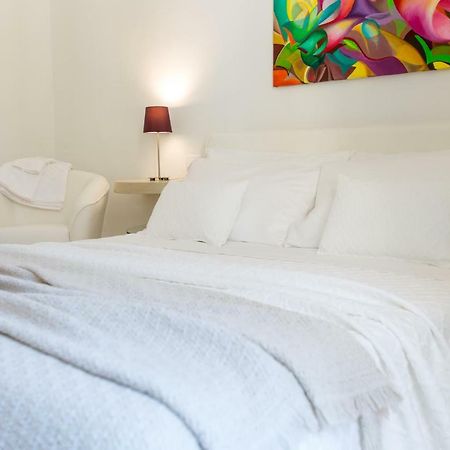 ليتشي La Finestra Sul Convitto B&B المظهر الخارجي الصورة