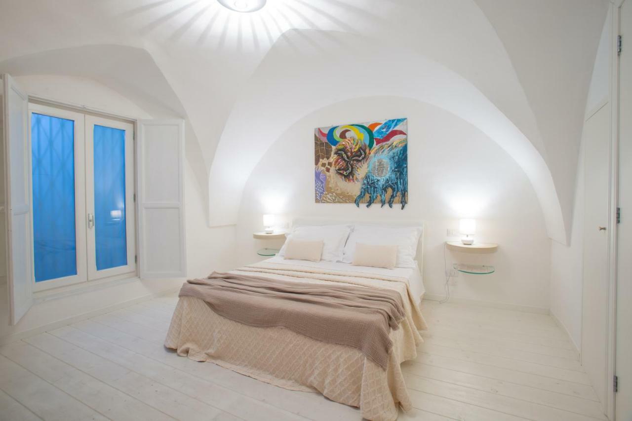ليتشي La Finestra Sul Convitto B&B المظهر الخارجي الصورة